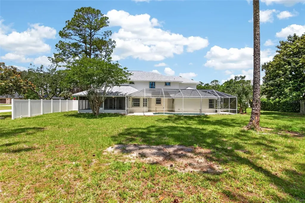 13 Ellsworth Drive Palm Coast FL 32164