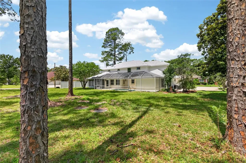 13 Ellsworth Drive Palm Coast FL 32164