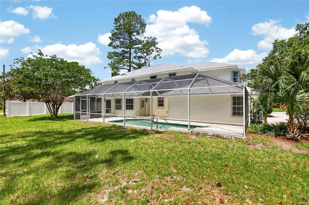 13 Ellsworth Drive Palm Coast FL 32164