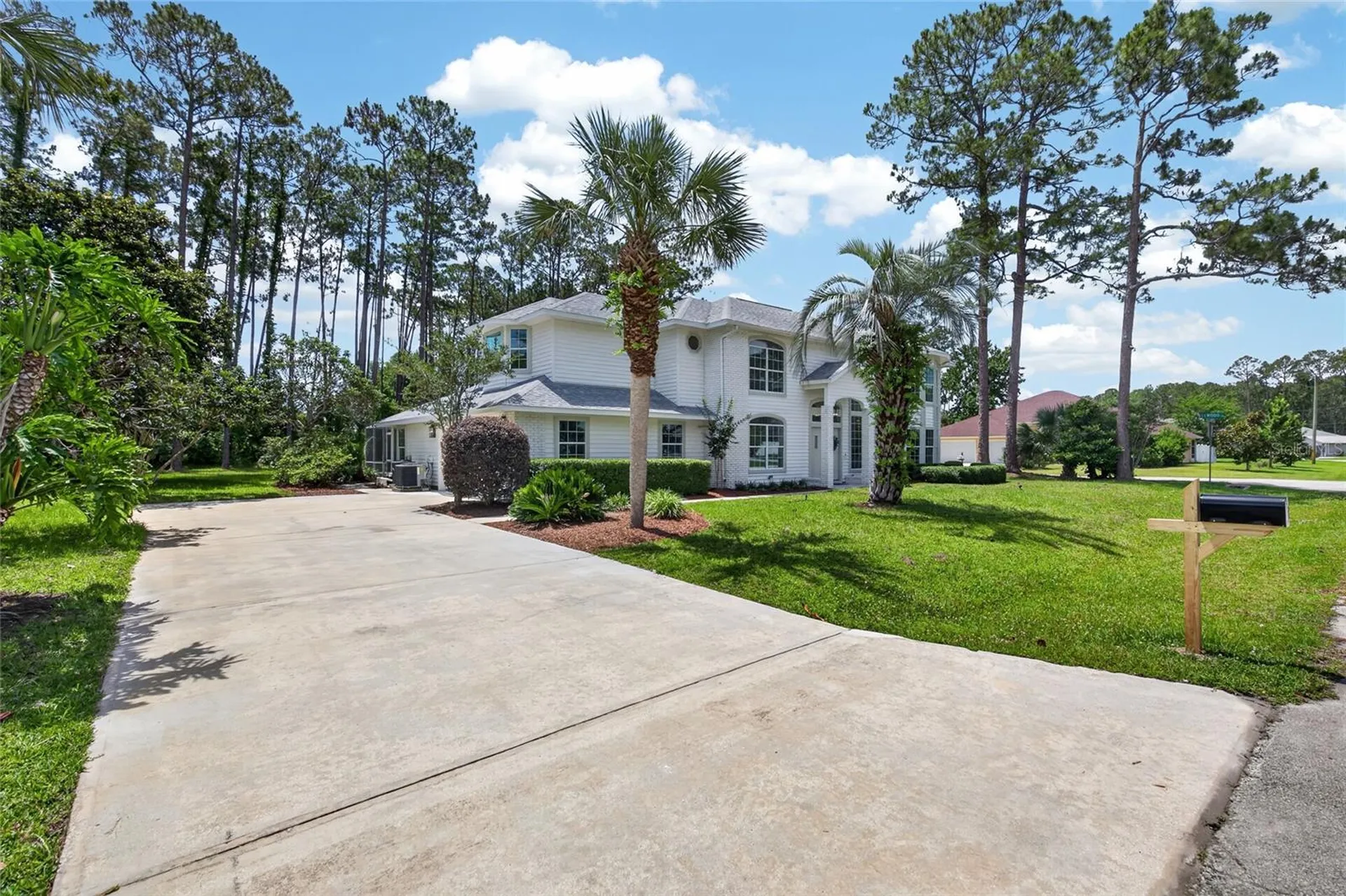 13 Ellsworth Drive Palm Coast FL 32164