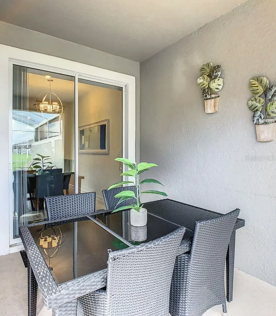 452 Ocean Course Avenue Davenport FL 33896