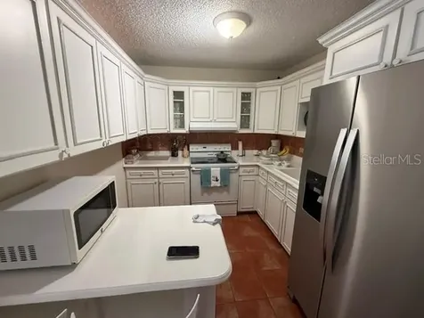1 Vicenza San Juan PR 00921