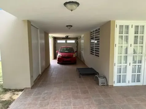 1 Vicenza San Juan PR 00921