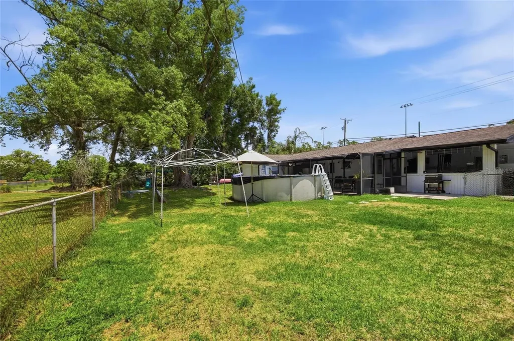 521 W Lutz Lake Fern Road Lutz FL 33548