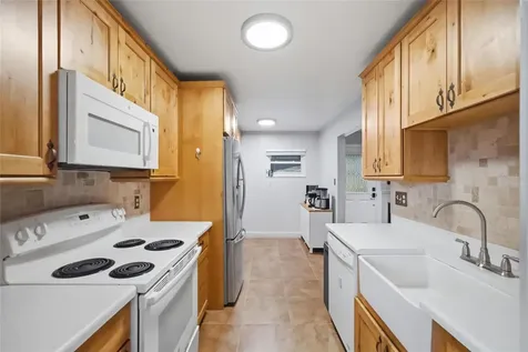 521 W Lutz Lake Fern Road Lutz FL 33548