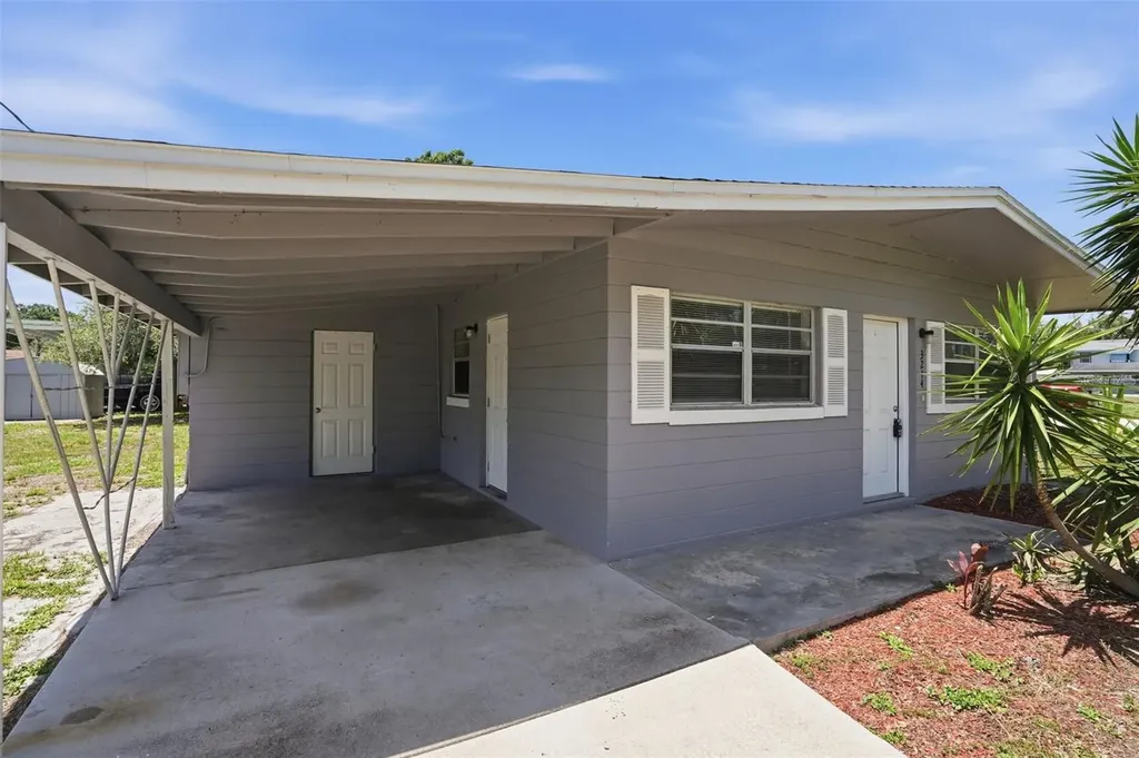 3214 Avenue Q NW Winter Haven FL 33881