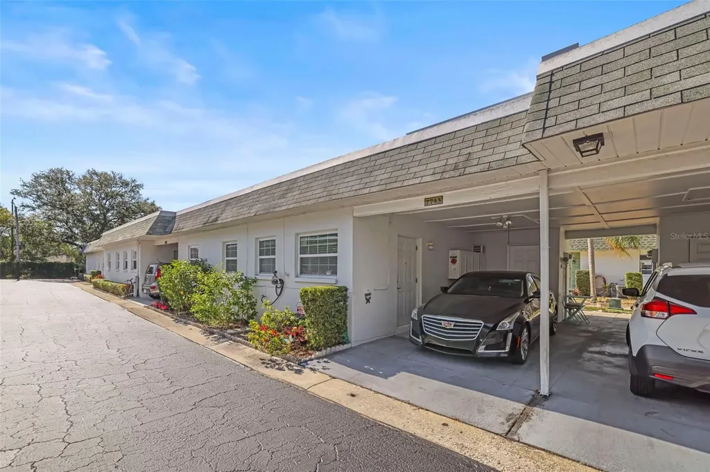 7743 39th Terrace N St Petersburg FL 33709