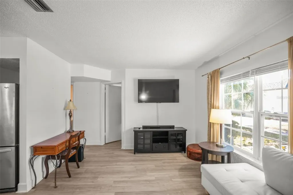 7743 39th Terrace N St Petersburg FL 33709