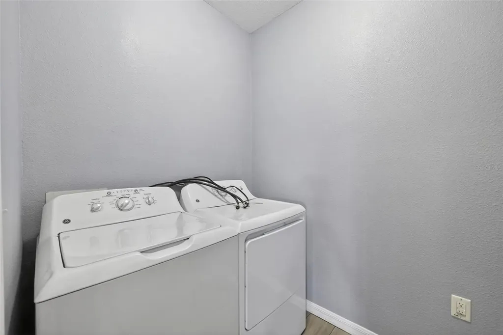 4042 Wayfarer Way Palmetto FL 34221