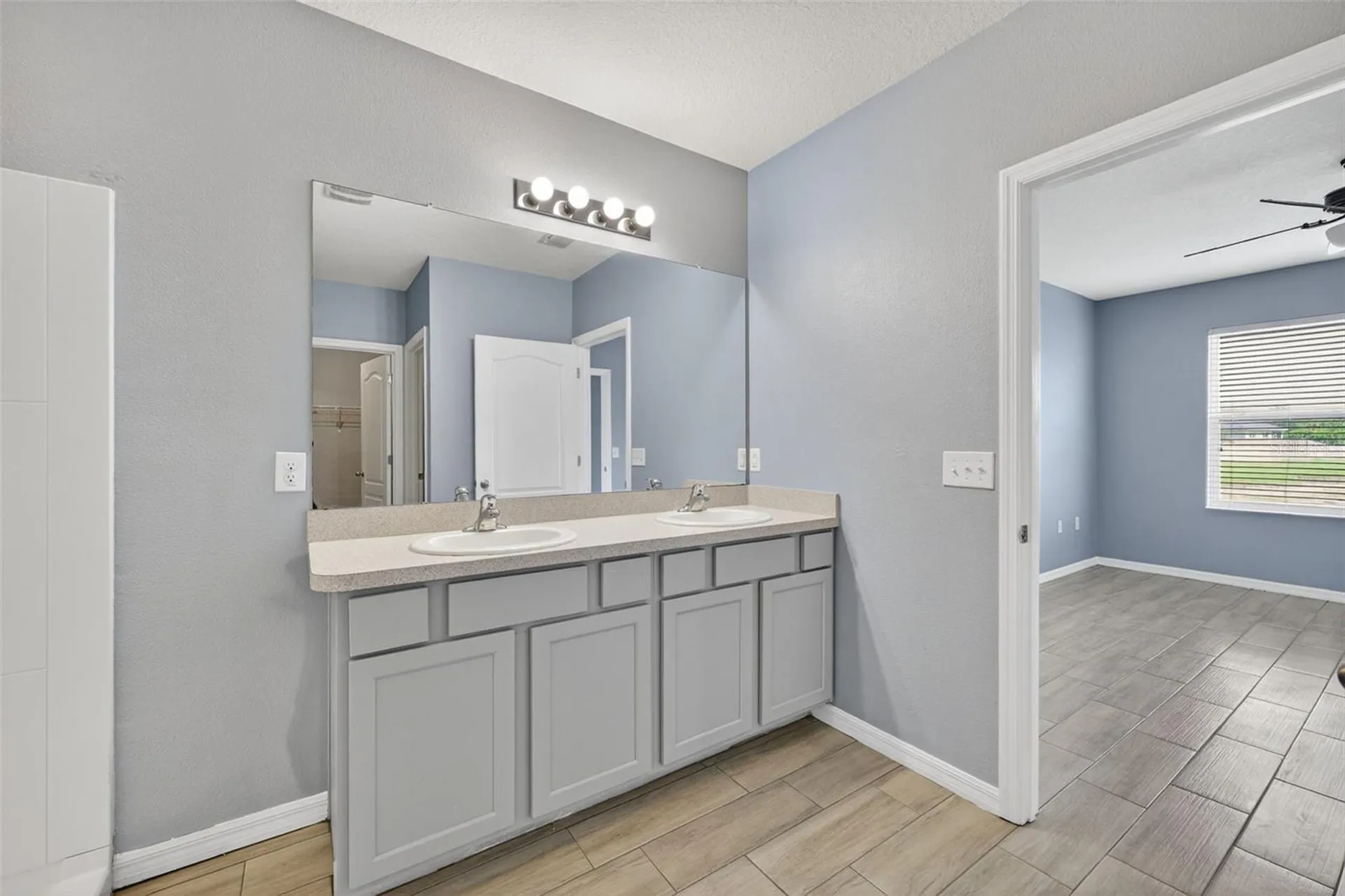 4042 Wayfarer Way Palmetto FL 34221