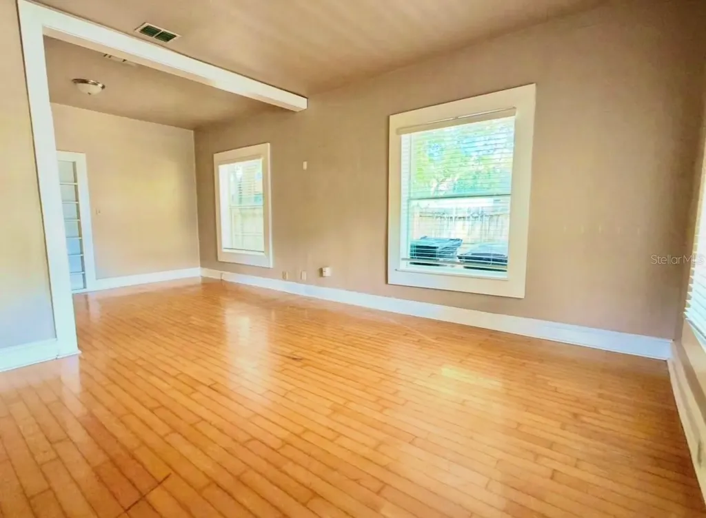 109 E Winter Park Street Orlando FL 32804