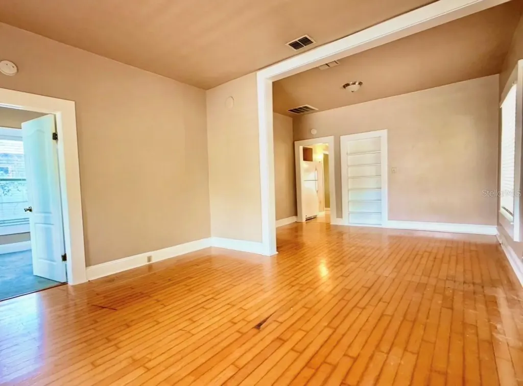 109 E Winter Park Street Orlando FL 32804