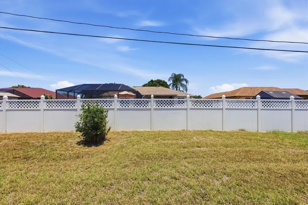 21452 Bancroft Avenue Port Charlotte FL 33954