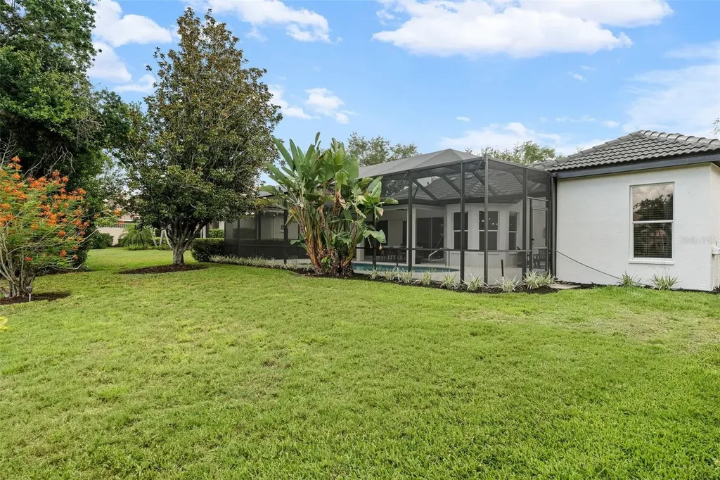7318 Eaton Court University Park FL 34201