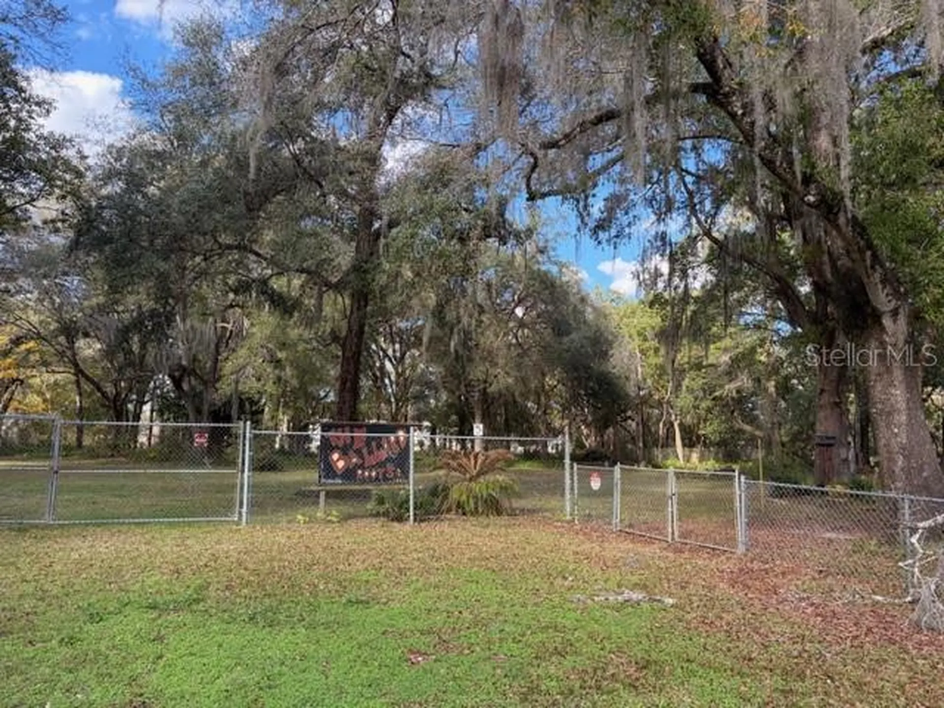 6419 SE 215th Street Hawthorne FL 32640