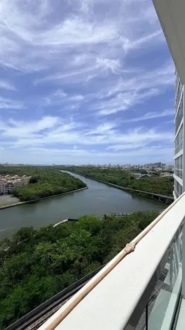 48 Av. Luis Muñoz Rivera Condo. Aquablue, Hato Rey San Juan PR 00918