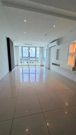 48 Av. Luis Muñoz Rivera Condo. Aquablue, Hato Rey San Juan PR 00918