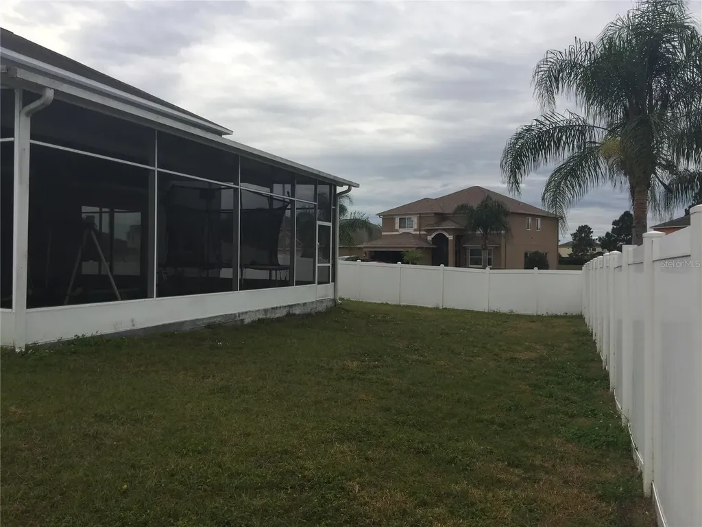 13007 Oakmont Wood Court Riverview FL 33579