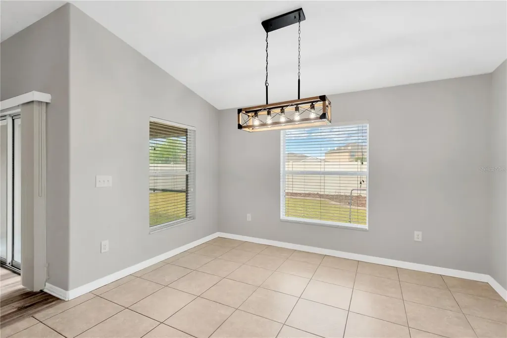 8529 Hunters Fork Loop Ruskin FL 33573