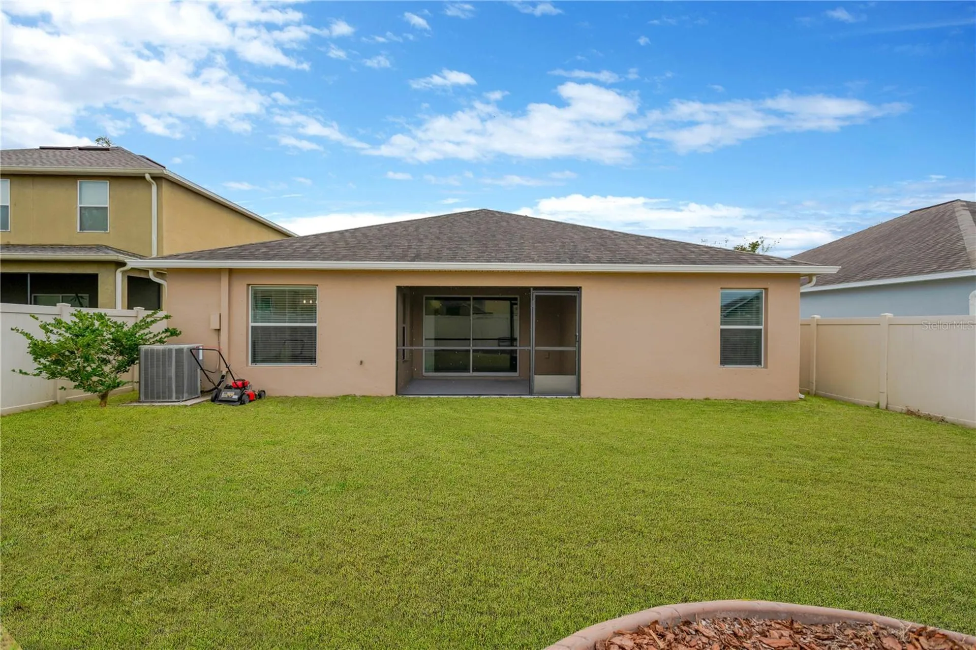 8529 Hunters Fork Loop Ruskin FL 33573