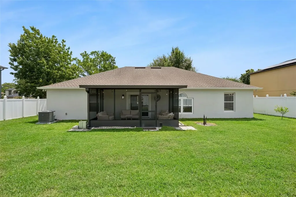 33 Timbercreek Pines Circle Winter Garden FL 34787
