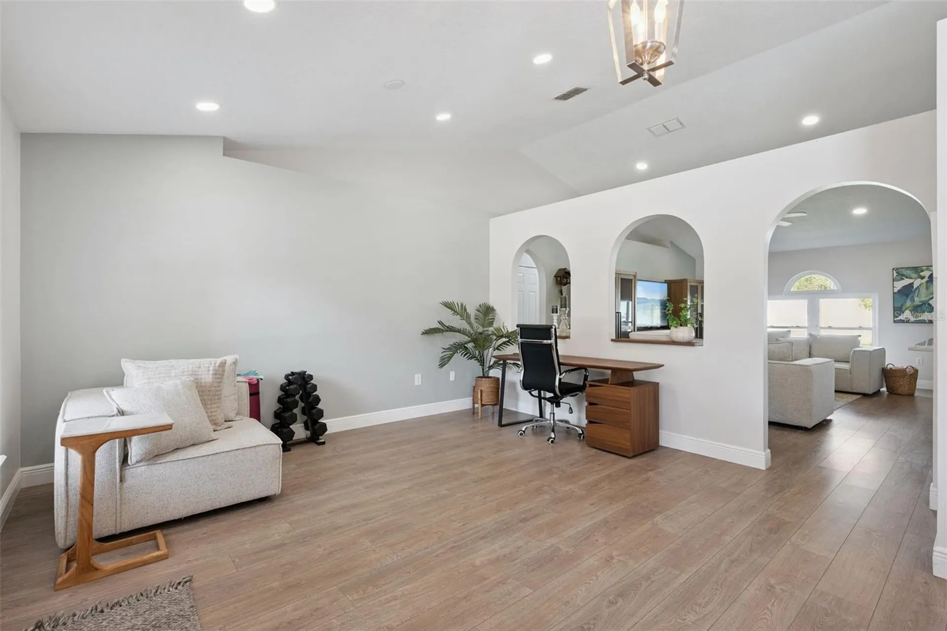 33 Timbercreek Pines Circle Winter Garden FL 34787
