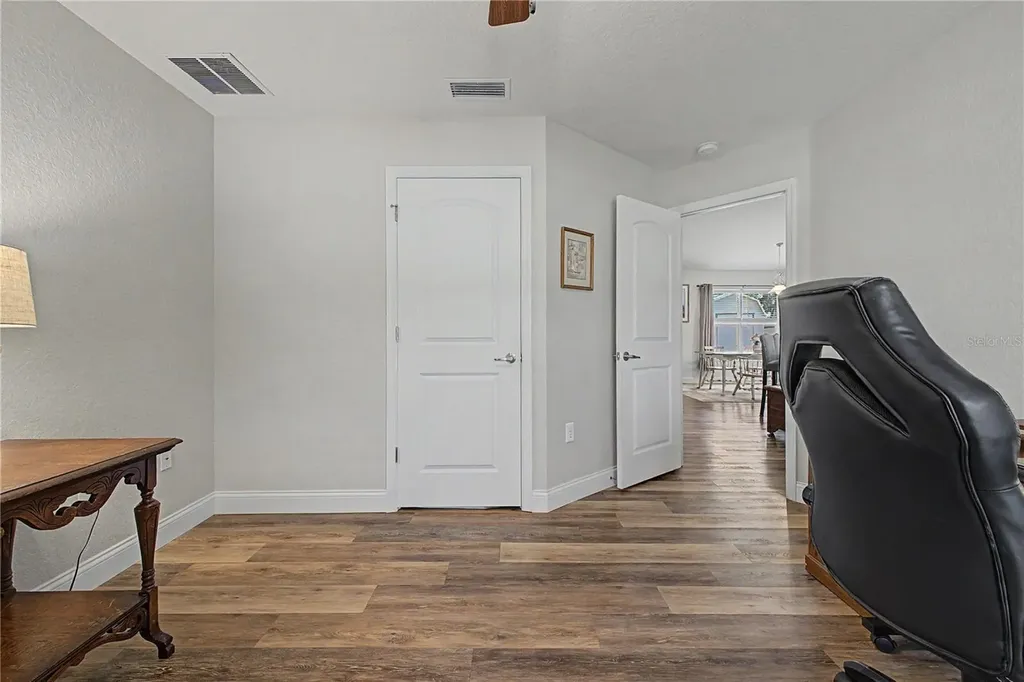 11213 Flock Avenue Weeki Wachee FL 34613