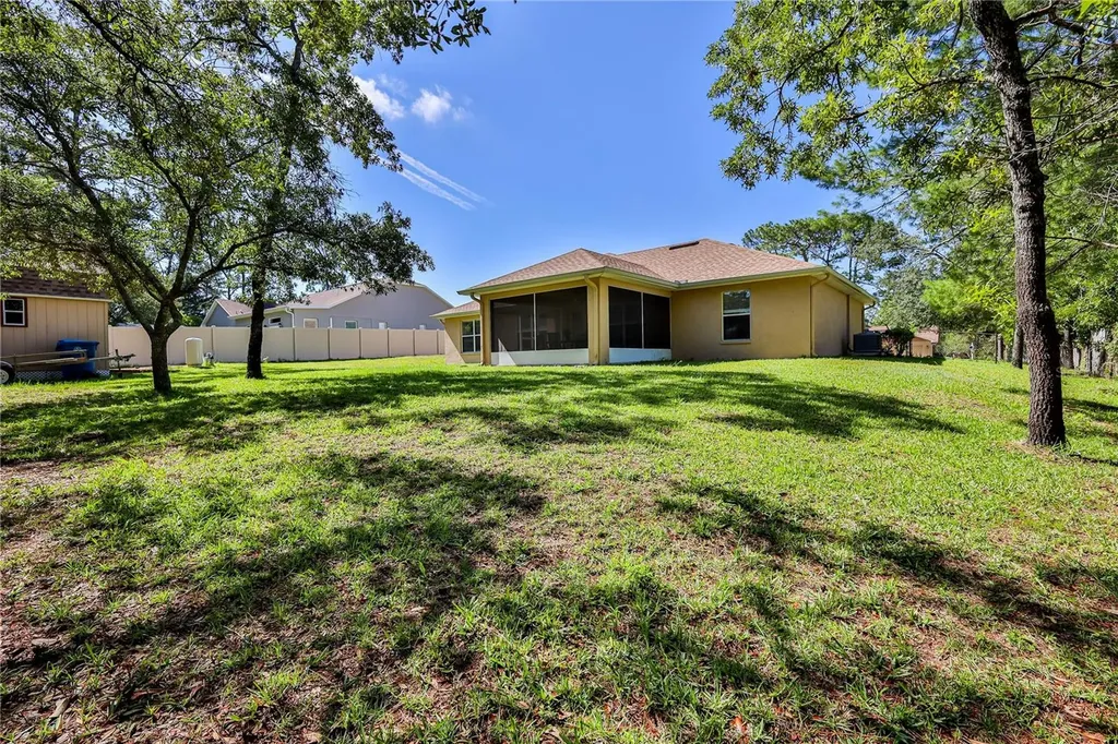 11213 Flock Avenue Weeki Wachee FL 34613