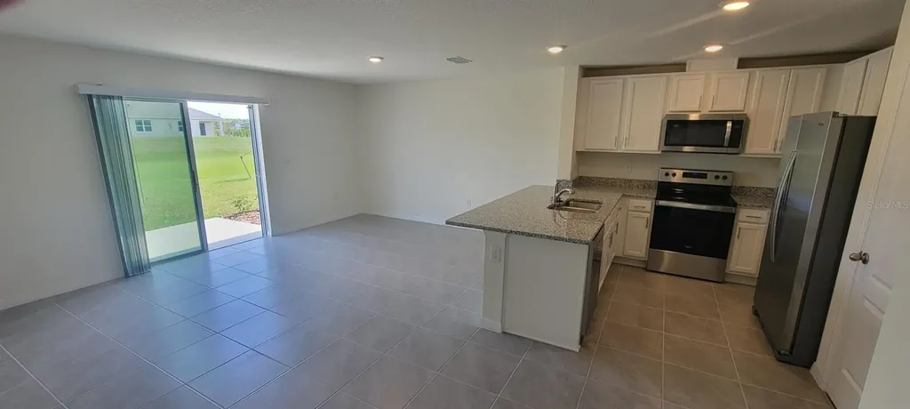 2927 Hammock Bend St Cloud FL 34773