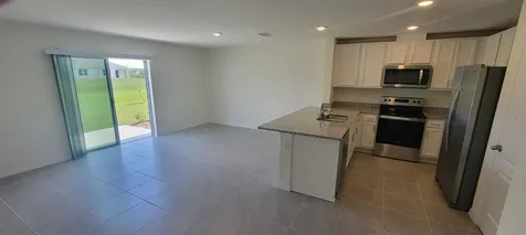 2927 Hammock Bend St Cloud FL 34773