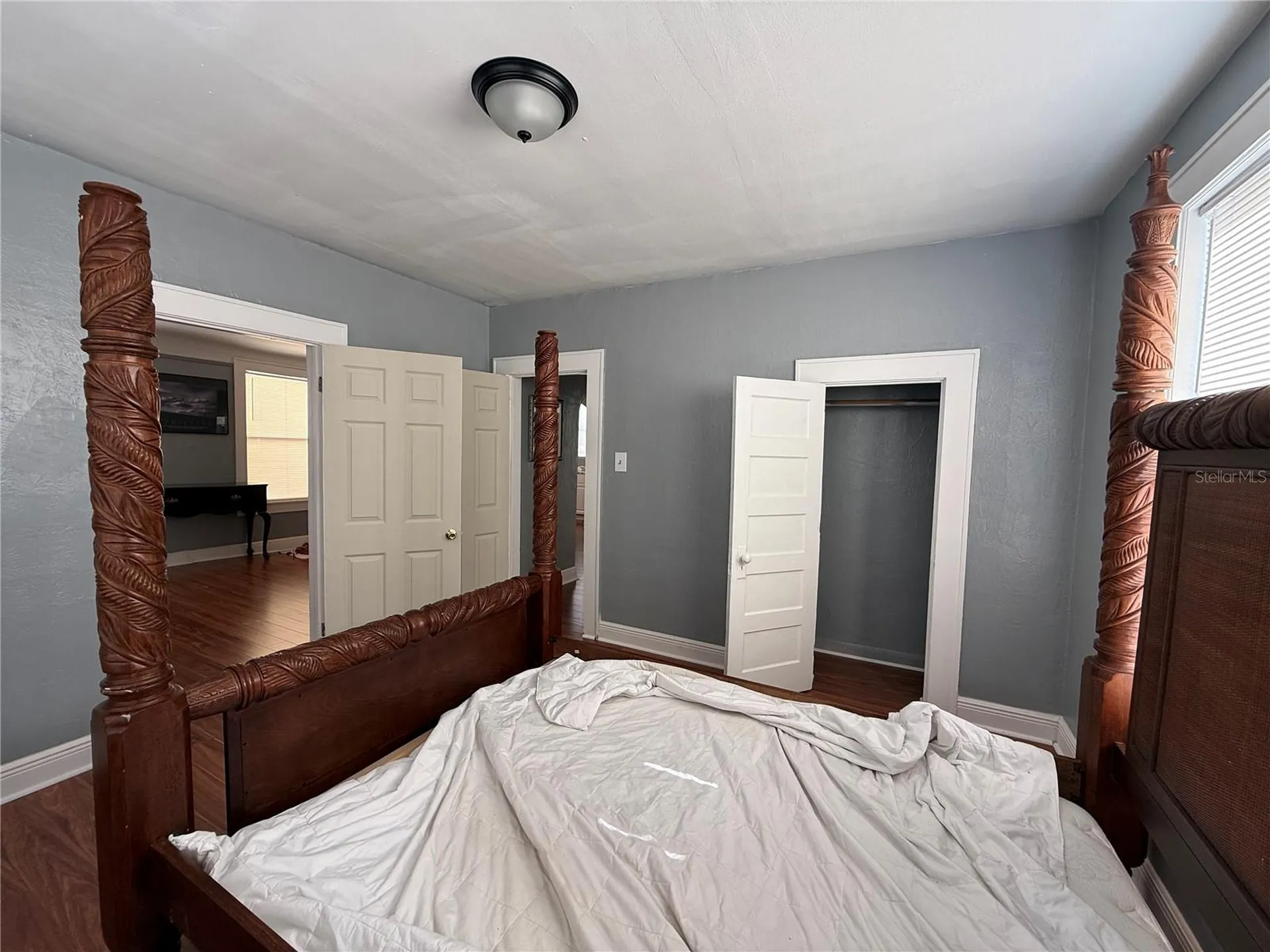 2905 W Chestnut Street Tampa FL 33607