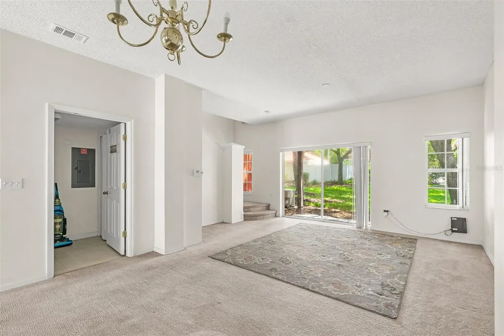 8474 Crystal Cove Loop Kissimmee FL 34747
