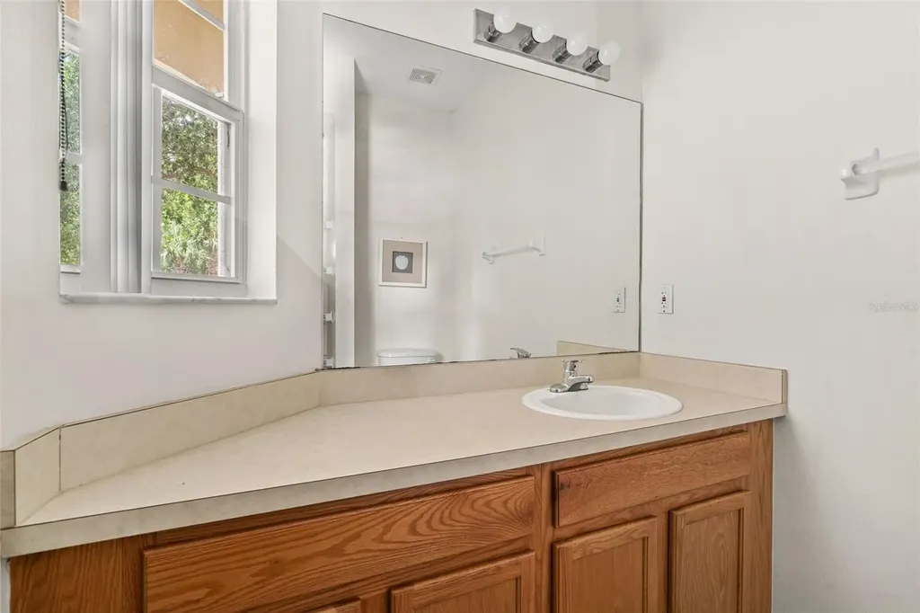 8474 Crystal Cove Loop Kissimmee FL 34747