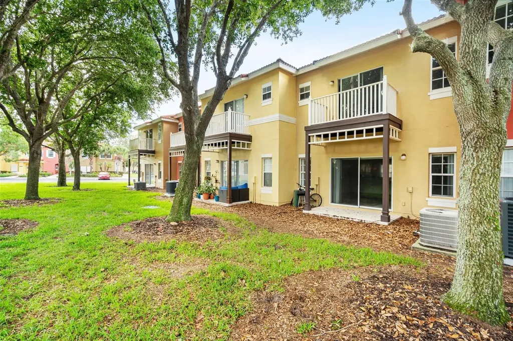 8474 Crystal Cove Loop Kissimmee FL 34747