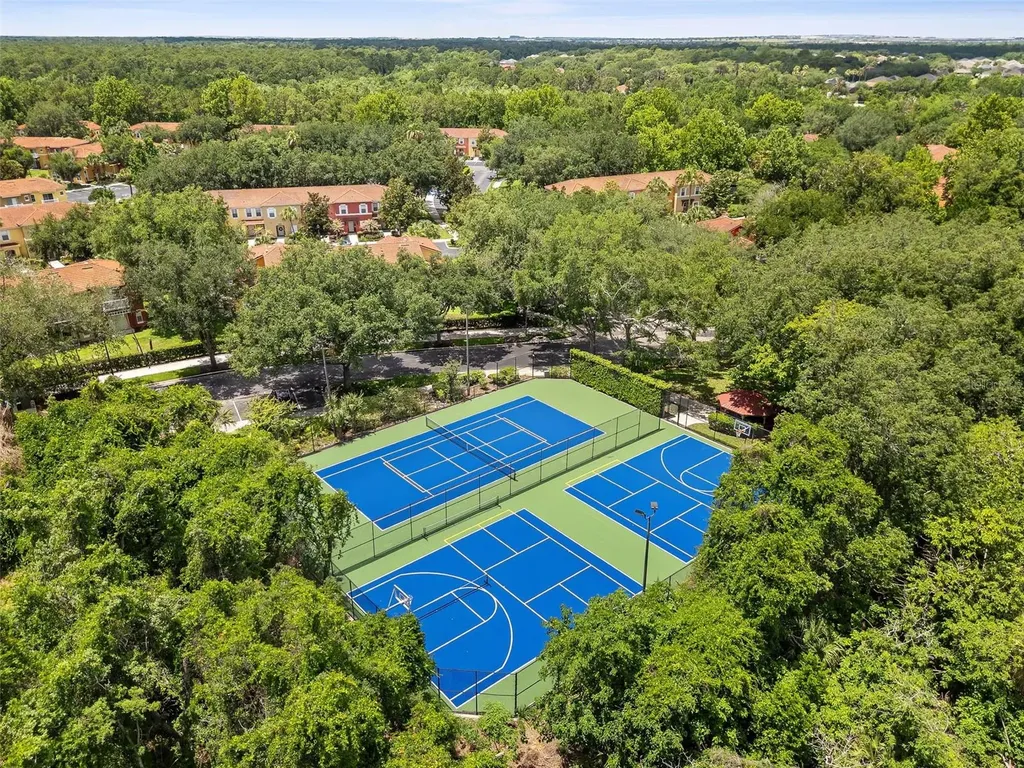 8474 Crystal Cove Loop Kissimmee FL 34747