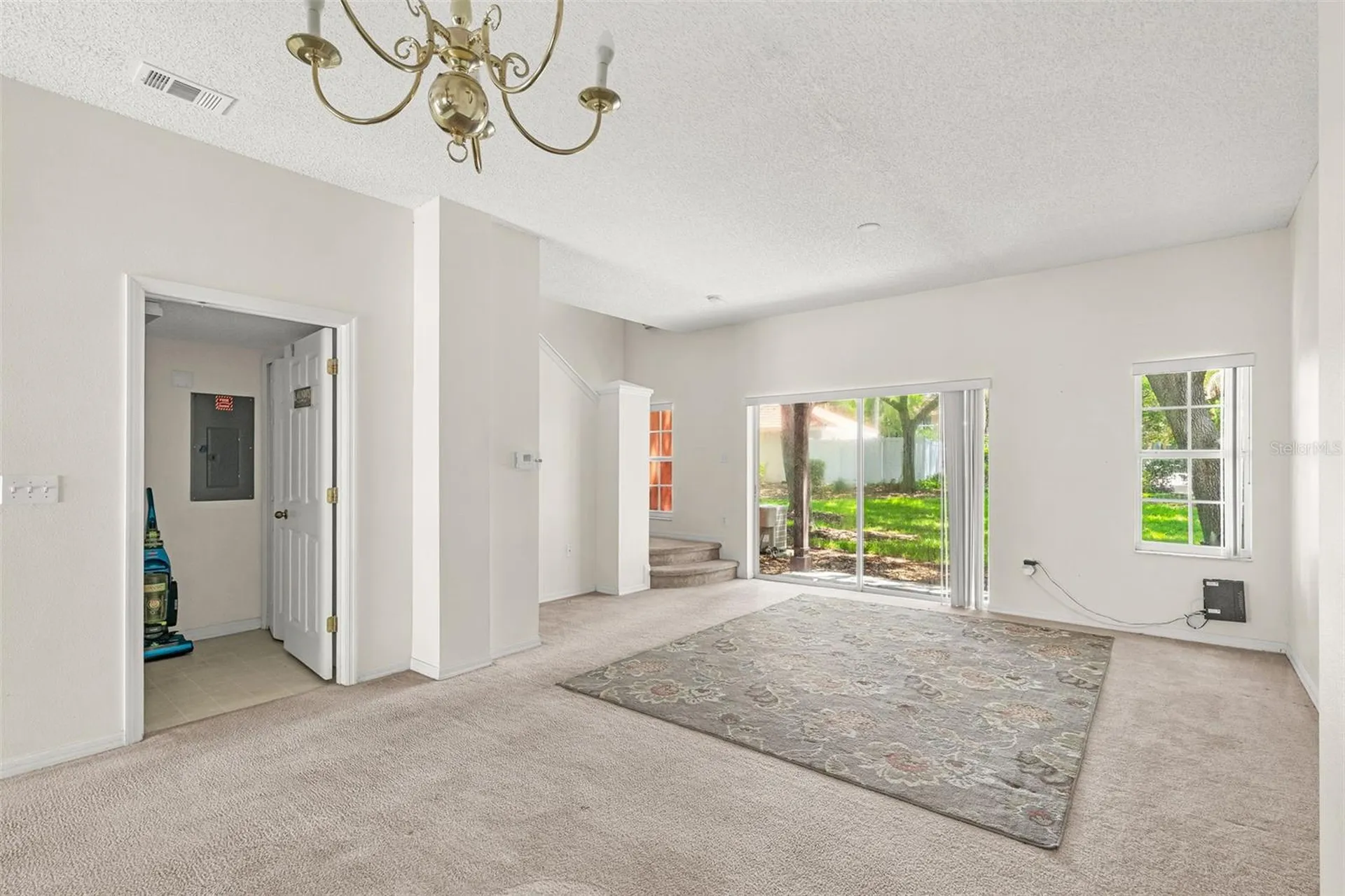 8474 Crystal Cove Loop Kissimmee FL 34747