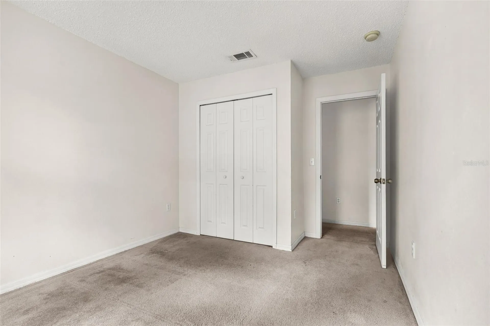 8474 Crystal Cove Loop Kissimmee FL 34747