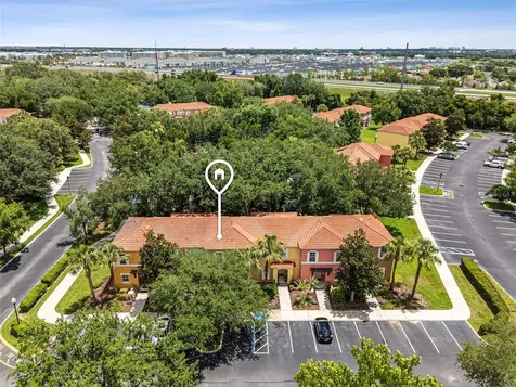 8474 Crystal Cove Loop Kissimmee FL 34747