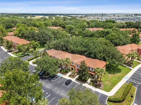 8474 Crystal Cove Loop Kissimmee FL 34747