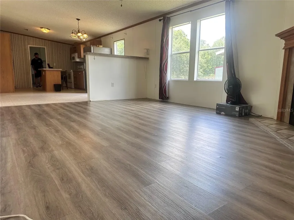 2982 N 6th Street Orlando FL 32820