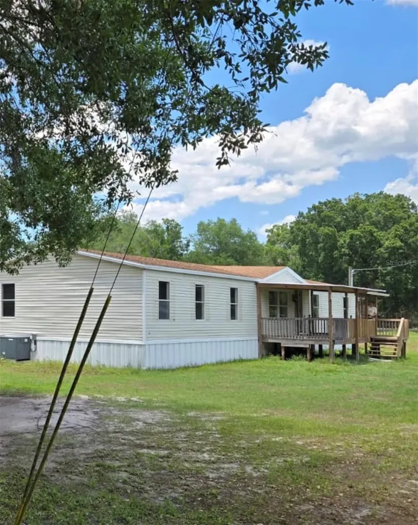 2982 N 6th Street Orlando FL 32820