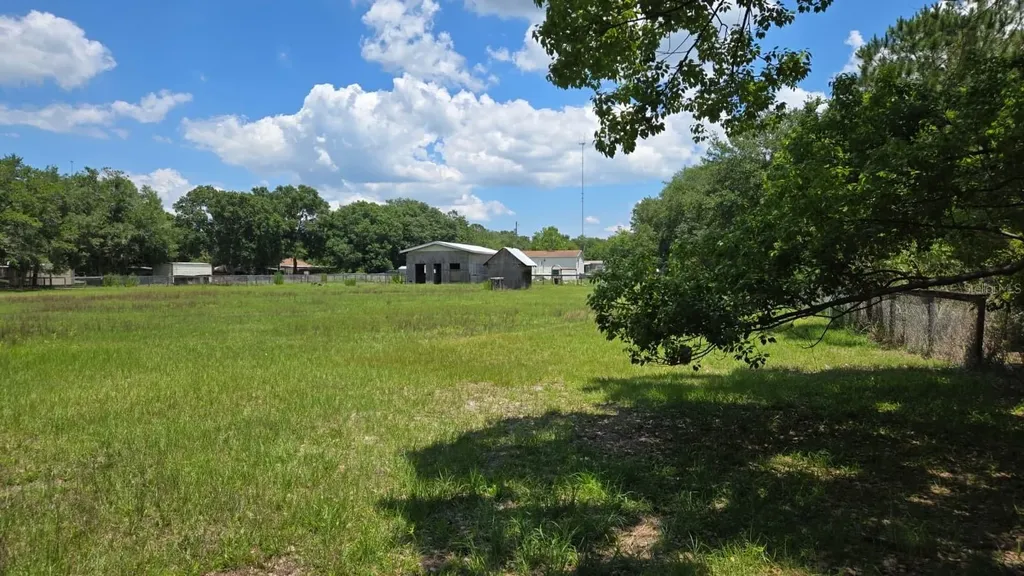 2982 N 6th Street Orlando FL 32820