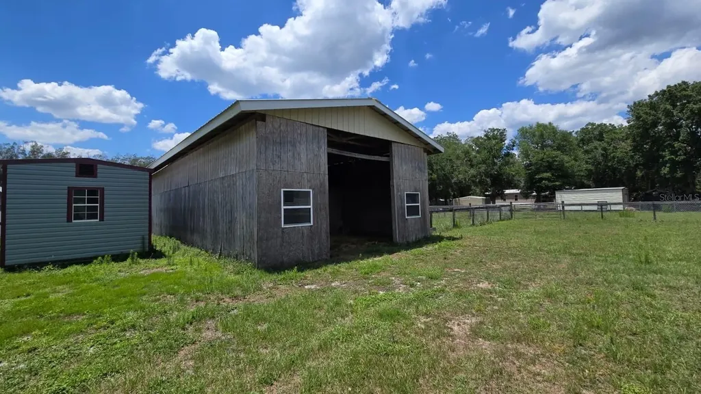 2982 N 6th Street Orlando FL 32820