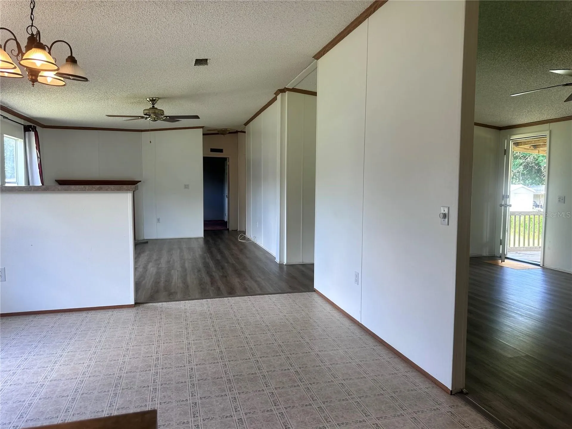 2982 N 6th Street Orlando FL 32820
