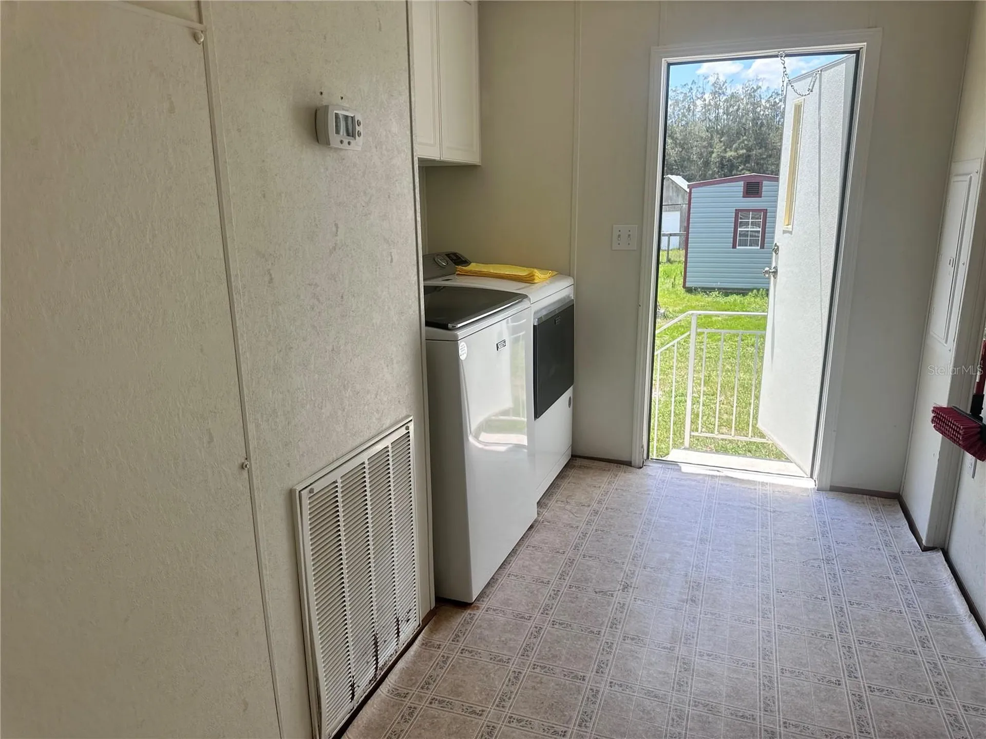 2982 N 6th Street Orlando FL 32820