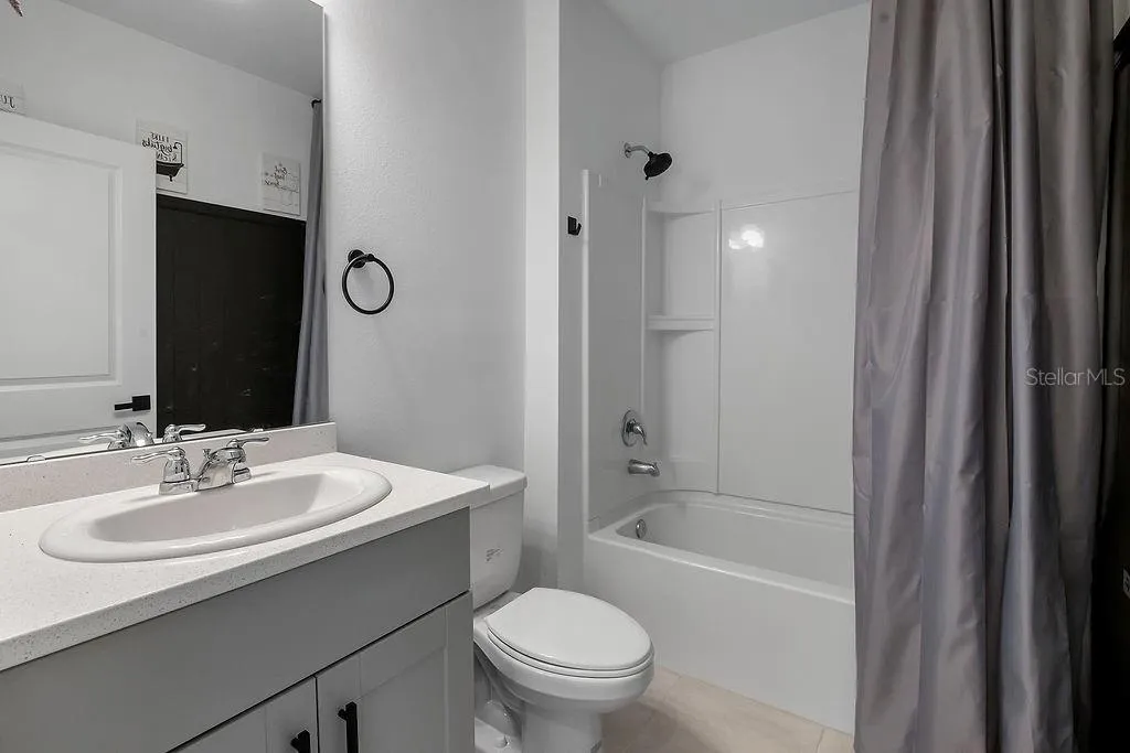 1033 Calico Pointe Circle Groveland FL 34736
