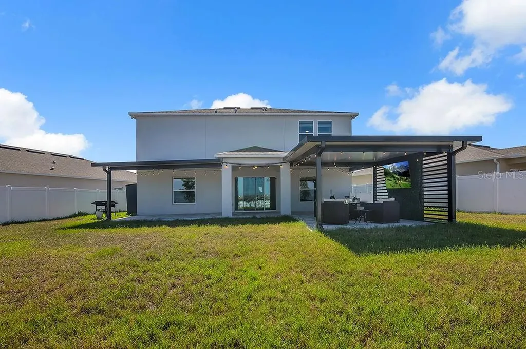 1033 Calico Pointe Circle Groveland FL 34736