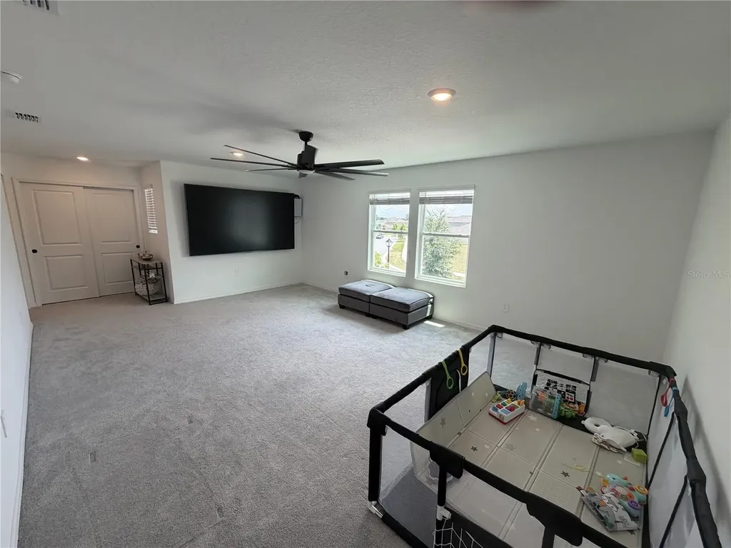 1033 Calico Pointe Circle Groveland FL 34736