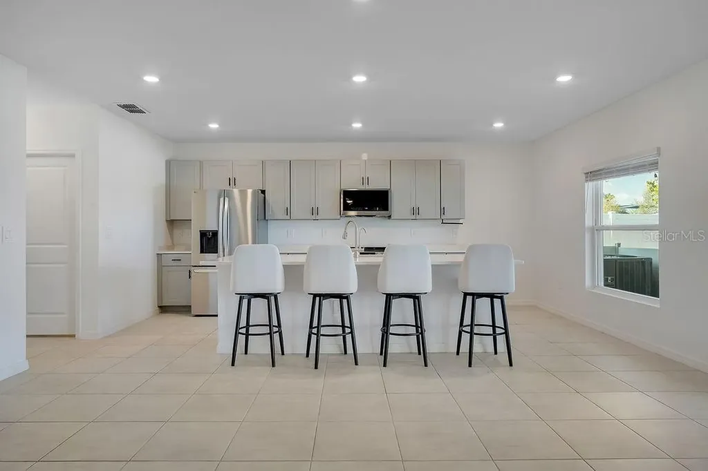 1033 Calico Pointe Circle Groveland FL 34736