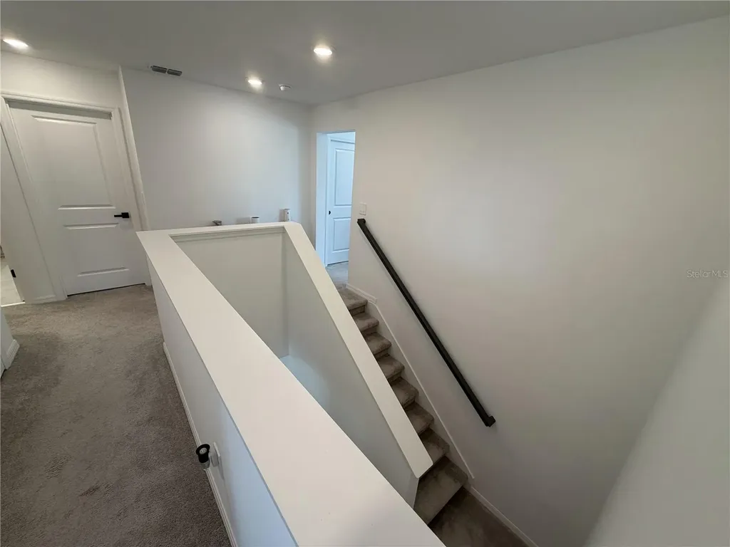 1033 Calico Pointe Circle Groveland FL 34736